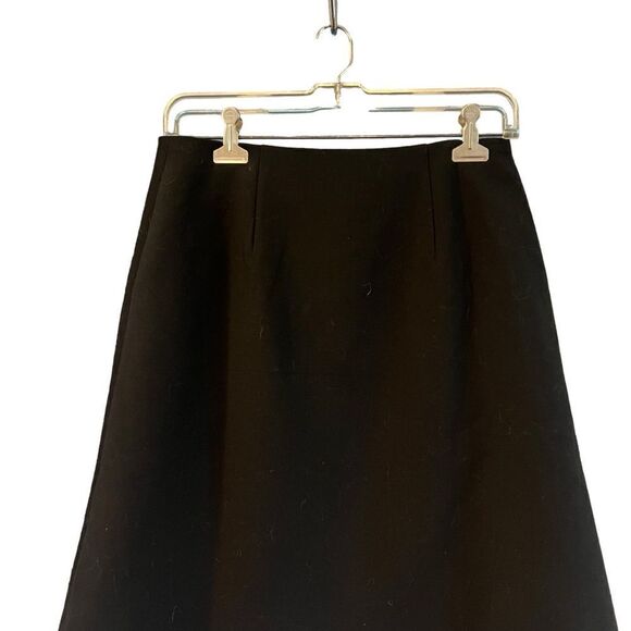 Ann Taylor black wrap skirt. Size 2 - Picture 7 of 8